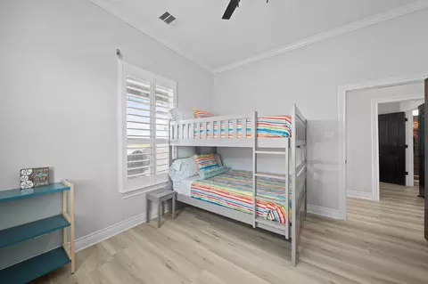 Bedroom - 405 Pompano Dr, Freeport, TX 77541 photo 3 of 6