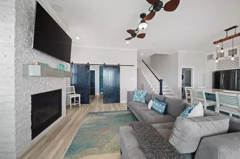 Living - 405 Pompano Dr, Freeport, TX 77541 photo 4 of 4