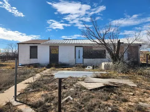 512 N Avenue A, Grandfalls, TX 79742