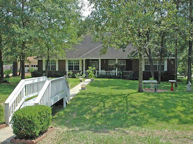 2430 Coachlight Ln, Conroe, TX 77384 photo 1