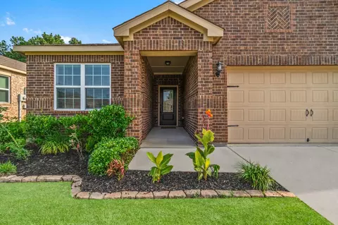 Exterior - 7643 Glaber Leaf Rd, Conroe, TX 77304 photo 2 of 6