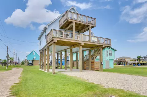 315 Murex St, Surfside Beach, TX 77541