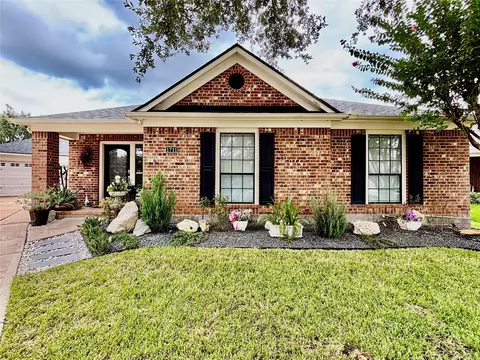1711 Red Lake Ct, Richmond, TX 77406