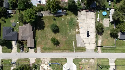 7942 Richland Dr, Houston, TX 77028