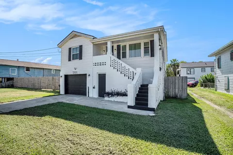 2315 67th St, Galveston, TX 77551