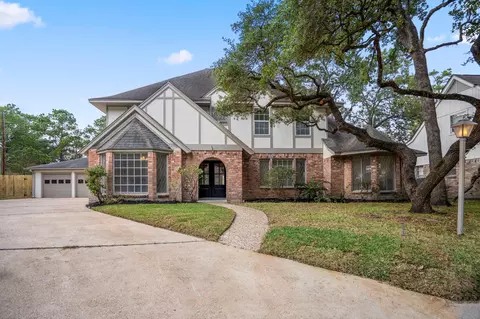 8006 Vickridge Ln, Spring, TX 77379