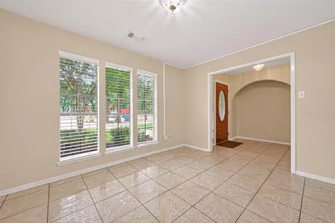 Living - 30207 E Geneva Dr, Spring, TX 77386 photo 1 of 9