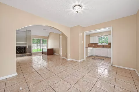 Living - 30207 E Geneva Dr, Spring, TX 77386 photo 7 of 9