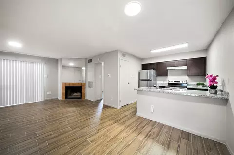 10001 Westpark Dr #75, Houston, TX 77042