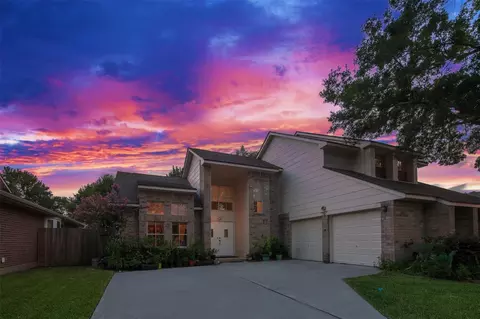 3714 Green Fields Dr, Sugar Land, TX 77479