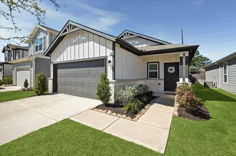19215 Tannach Drive Dr, Tomball, TX 77375