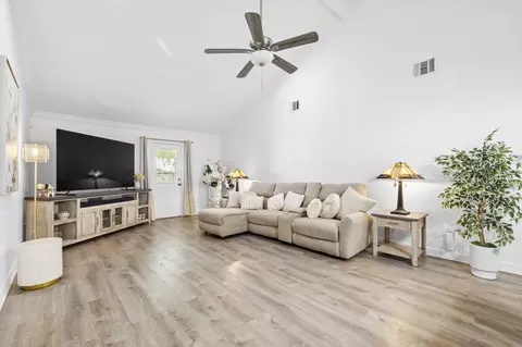 3823 Shadow Trl, Houston, TX 77084