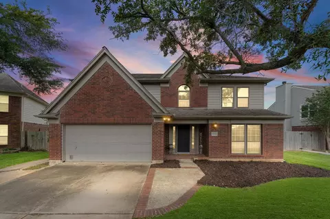 10822 Spruce Dr S, La Porte, TX 77571