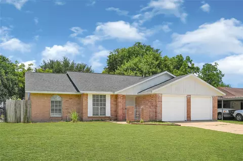 1123 Fallbrook Dr, Houston, TX 77038