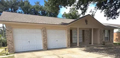 814 Coolwood Dr, Houston, TX 77013