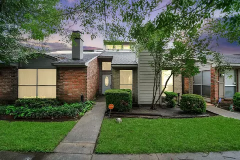 9314 Westwood Village Dr #24, Houston, TX 77036