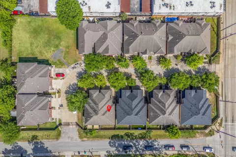 5227 Brinkman Ct, Houston, TX 77091