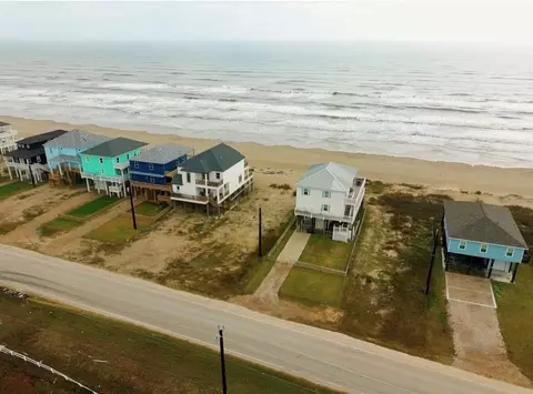 7964 Bluewater Hwy, Freeport, TX 77451
