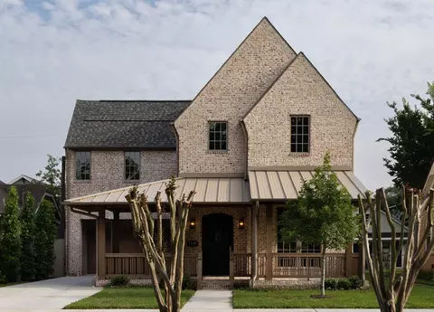 1126 E 7th 12 St, Houston, TX 77009