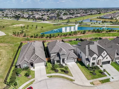 8958 Turtle Grass Dr, Cypress, TX 77433