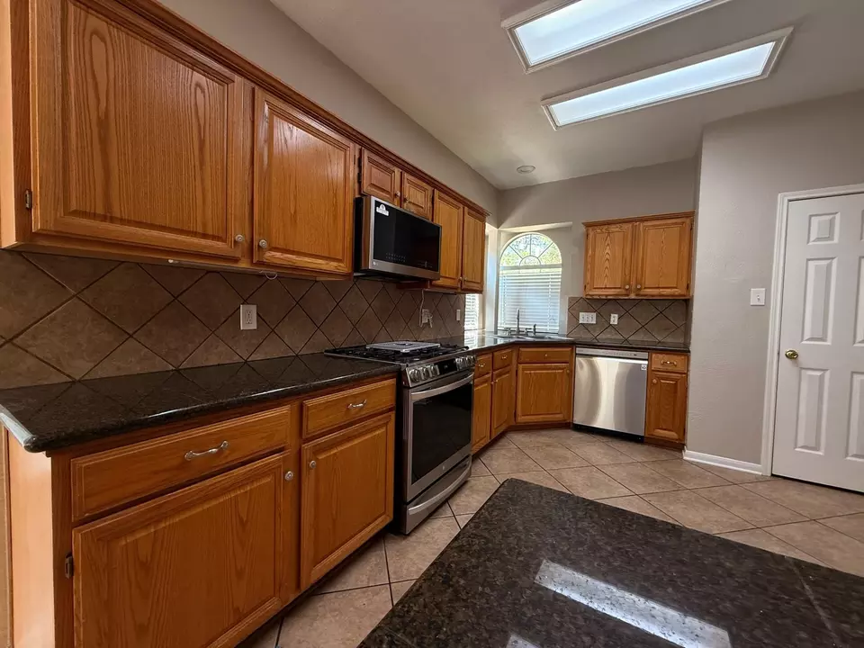 Kitchen - 9619 Therrell Dr, Houston, TX 77064 photo 2 of 3