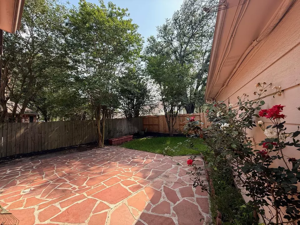 Exterior - 9619 Therrell Dr, Houston, TX 77064 photo 11 of 12