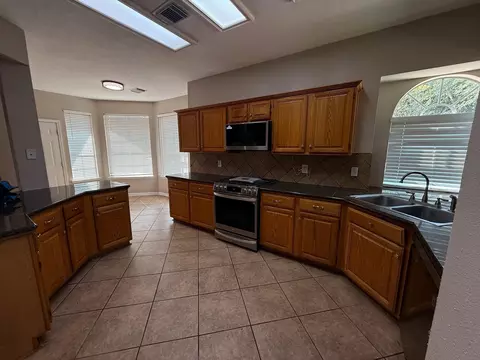 Kitchen - 9619 Therrell Dr, Houston, TX 77064 photo 1 of 3
