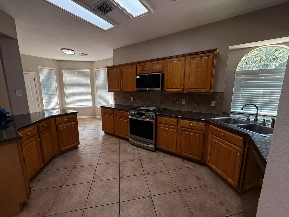 Kitchen - 9619 Therrell Dr, Houston, TX 77064 photo 1 of 3