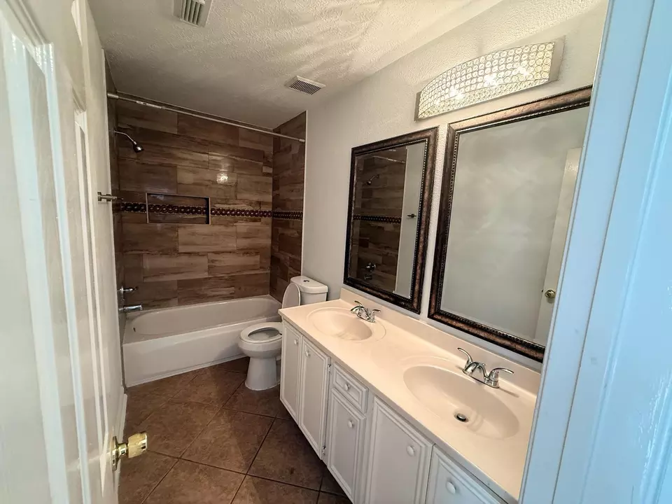 Bath - 9619 Therrell Dr, Houston, TX 77064 photo 2 of 6