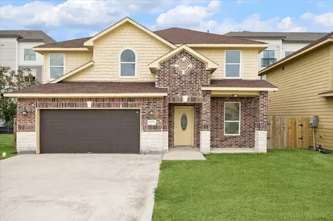 11206 Beverley Park St, Sugar Land, TX 77498