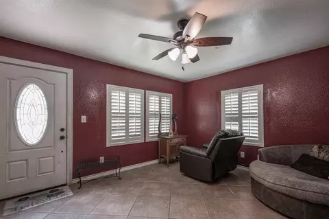 21309 W Memorial Dr, Porter, TX 77365