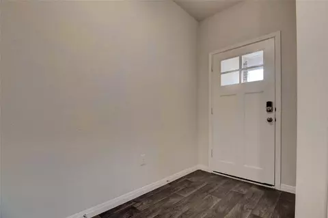 Entry Way - 228 Sunniberg Loop, Georgetown, TX 78626 photo 1 of 2