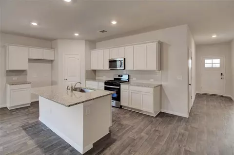 Entry Way - 228 Sunniberg Loop, Georgetown, TX 78626 photo 2 of 2