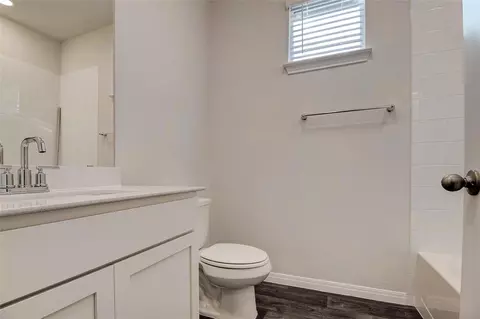 Bath - 228 Sunniberg Loop, Georgetown, TX 78626 photo 1 of 1