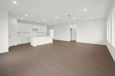 201 Orchard Cv, Snook, TX 77878