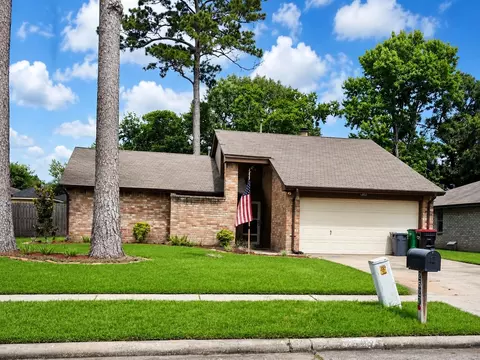 Exterior - 2527 N Spring Dr, Spring, TX 77373 photo 3 of 8