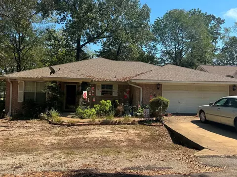 Exterior - 267 Broadmoor Dr, Trinity, TX 75862 photo 2 of 7