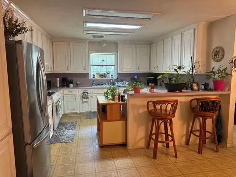 Kitchen - 267 Broadmoor Dr, Trinity, TX 75862 photo 1 of 2