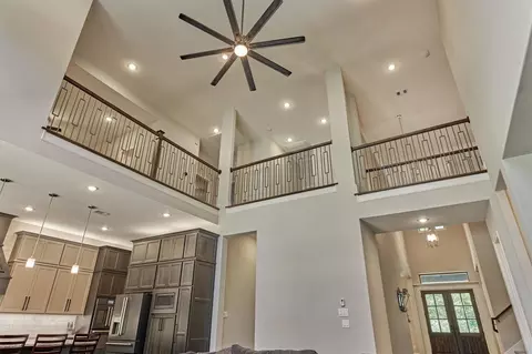 Entry Way - 16707 Stonecrest Dr, Conroe, TX 77302 photo 4 of 7
