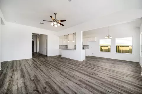 Living - 11025 Ondrea Dr, Willis, TX 77318 photo 2 of 4