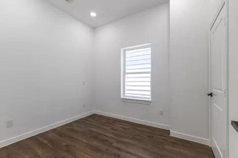 Bedroom - 18844 Elegance Ave, Spring, TX 77379 photo 4 of 7