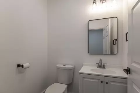 Bath - 18844 Elegance Ave, Spring, TX 77379 photo 1 of 5