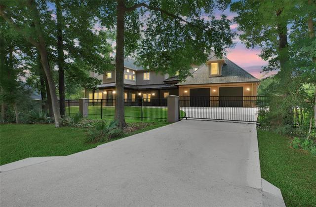 2401 Conastoga Ct, Conroe, TX 77384