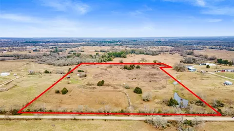 3484 Hackett Branch Rd, Midway, TX 75852