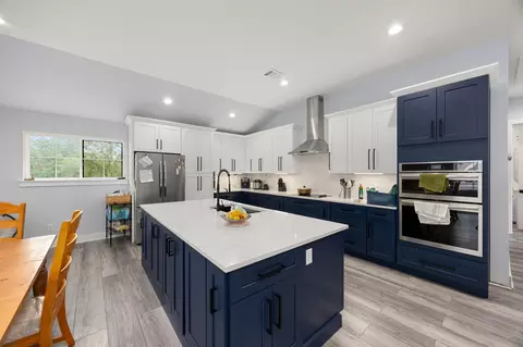 Kitchen - 151 Quiet Springs Trl, Willis, TX 77378 photo 4 of 4