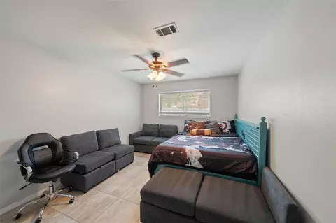 Bedroom - 6907 Briarfield Dr, Spring, TX 77379 photo 1 of 4