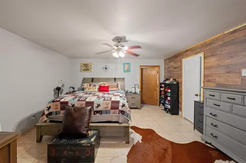 Bedroom - 6907 Briarfield Dr, Spring, TX 77379 photo 3 of 4