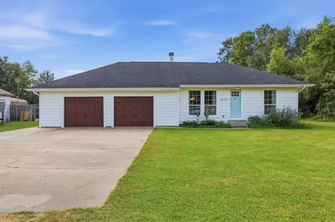 2678 63rd St, Port Arthur, TX 77640