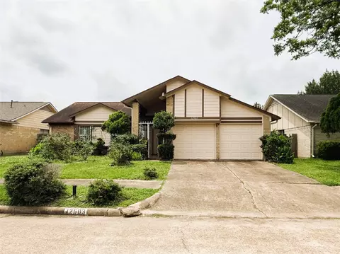 12503 Tambourine Dr, Stafford, TX 77477
