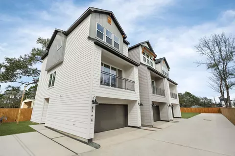 826 Curtin St #G, Houston, TX 77018